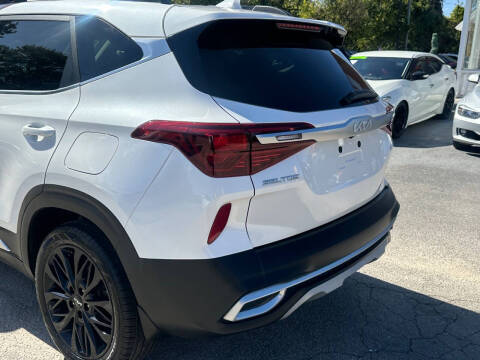 2022 Kia Seltos Nightfall