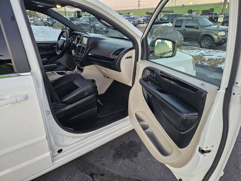 2017 Dodge Grand Caravan SXT