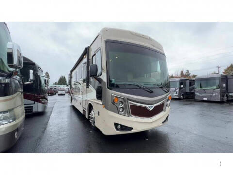 2014 Freightliner XCS Chassis