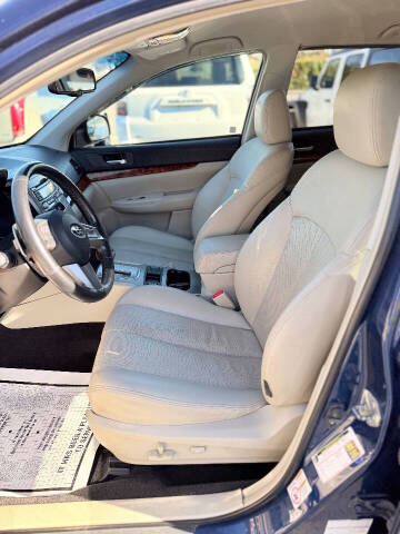 2010 Subaru Outback 2.5i Limited