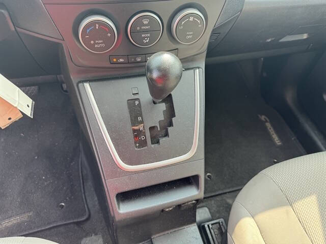 2013 Mazda MAZDA5 Sport