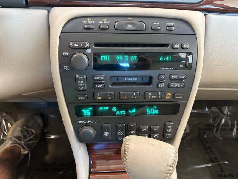 1999 Cadillac DeVille Concours