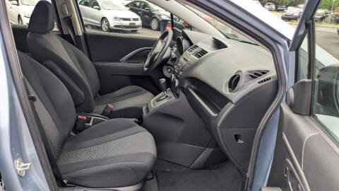 2012 Mazda MAZDA5 Sport