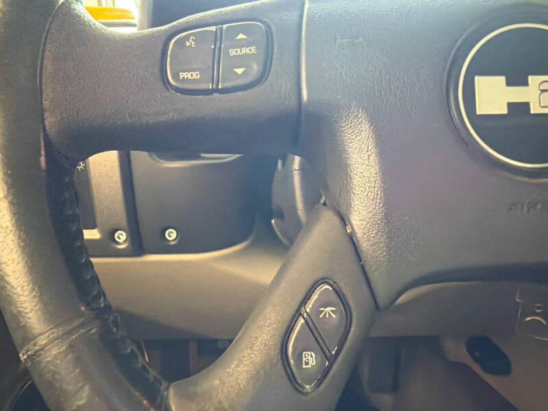 2004 HUMMER H2