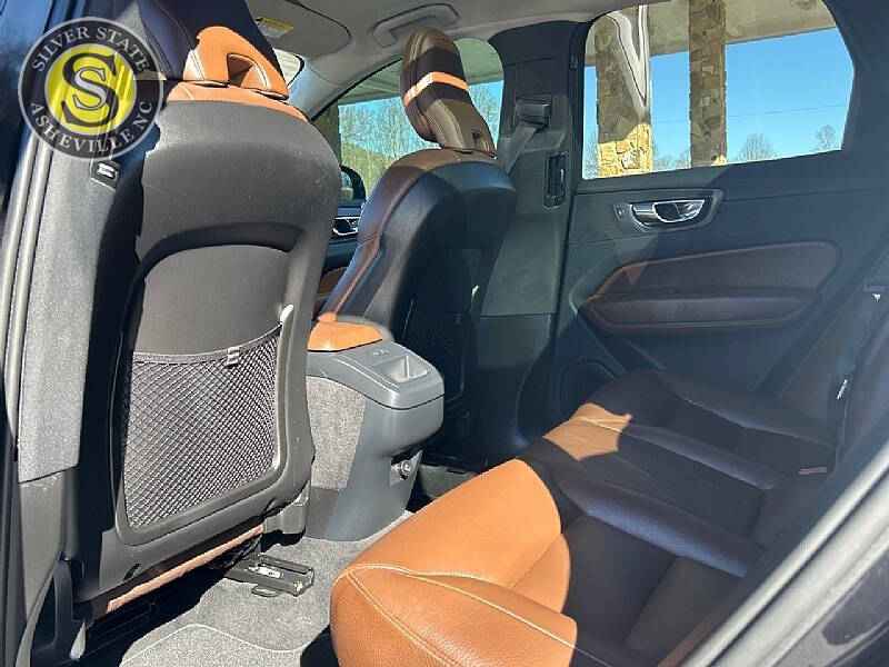 2019 Volvo XC60 T6 Momentum