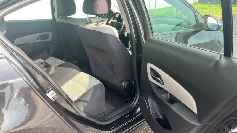 2013 Chevrolet Cruze LS Auto