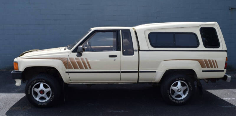 1988 Toyota Pickup's photo