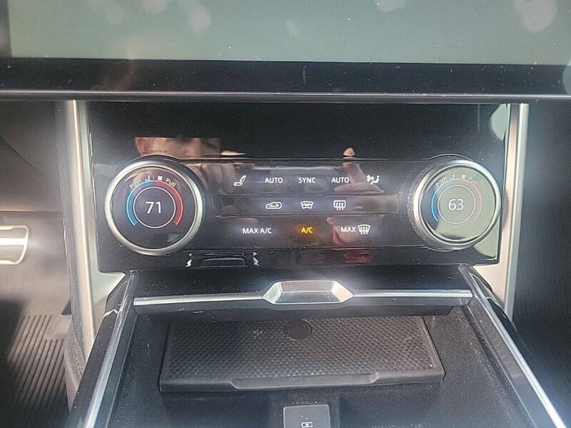 2023 Land Rover Range Rover P530 SE