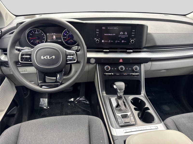2024 Kia Carnival