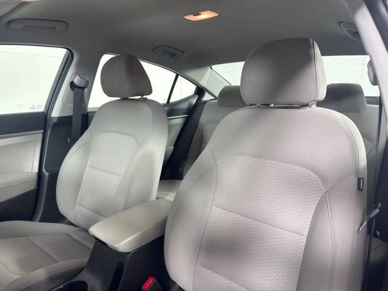 2020 Hyundai Elantra