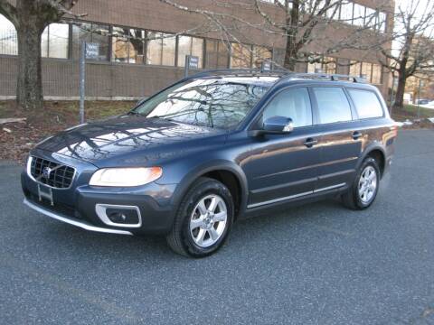 2009 Volvo XC70 for sale at The Car Vault in Holliston MA