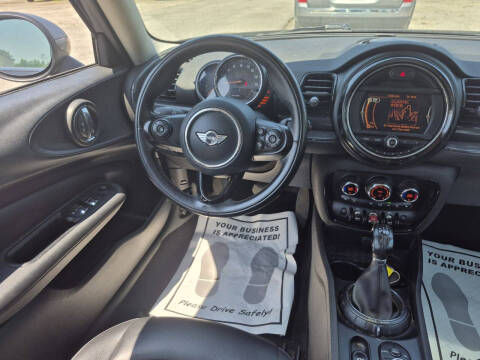 2017 MINI Clubman Cooper