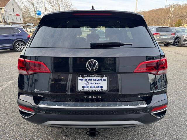 2024 Volkswagen Taos SE 4Motion