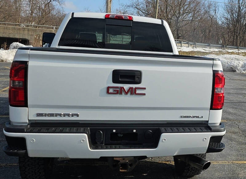 2016 GMC Sierra 2500HD Denali