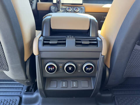 2026 Land Rover Defender 110 P300 S