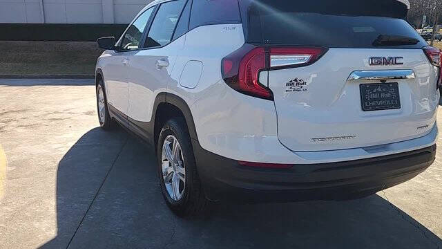 2024 GMC Terrain SLE