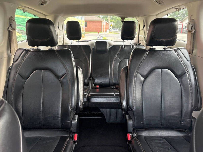 2019 Chrysler Pacifica Touring L