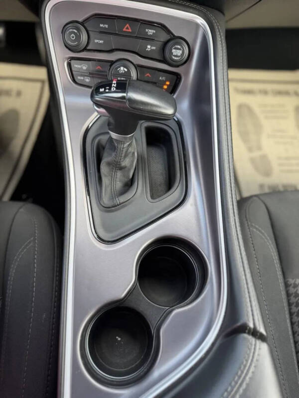 2019 Dodge Challenger SXT