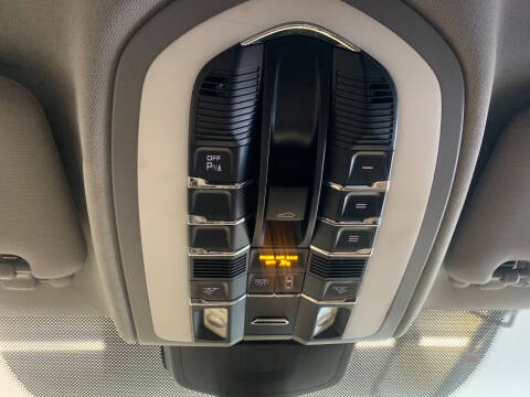 2012 Porsche Cayenne S