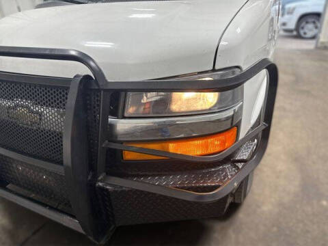 2017 Chevrolet Express LT 3500