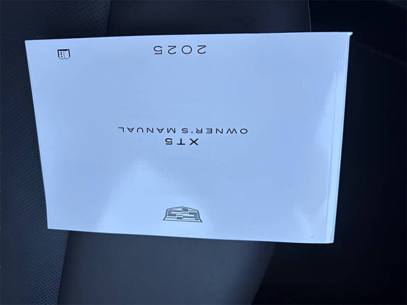 2025 Cadillac XT5 Premium Luxury