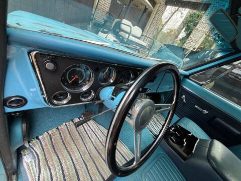 1968 Chevrolet C10 LS, 4L60, 22â€™â€™s, nice