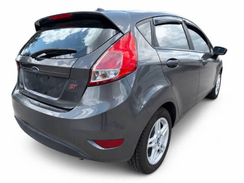 2017 Ford Fiesta SE