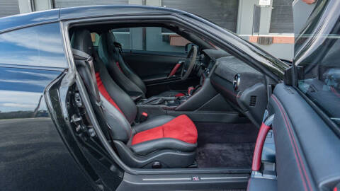 2017 Nissan GT-R NISMO