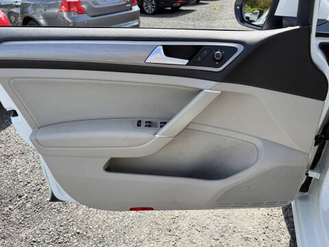 2016 Volkswagen Golf SportWagen TSI S