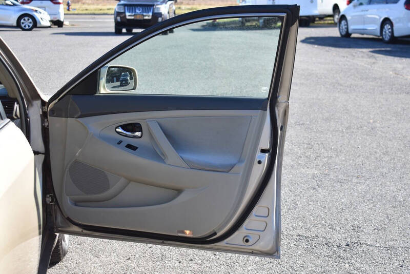 2009 Toyota Camry LE