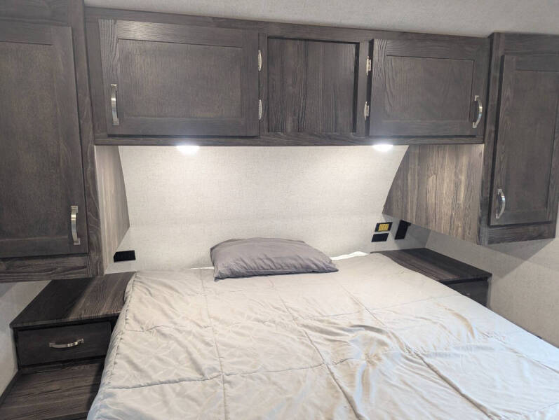 2020 Highland Ridge Open Range Lite 291RLS / 33ft
