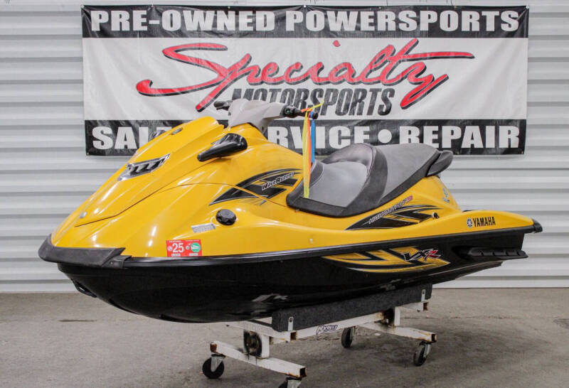 2013 Yamaha GP 800 R