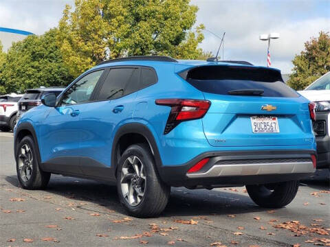 2025 Chevrolet Trax LT