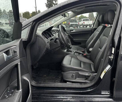 2021 Volkswagen Golf TSI