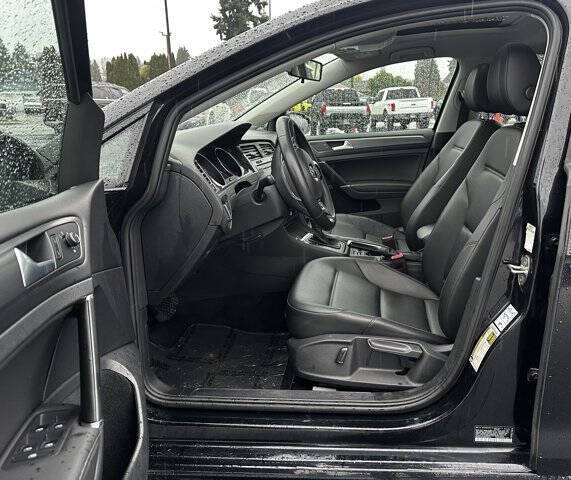 2021 Volkswagen Golf TSI