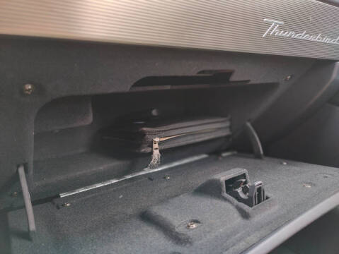 2004 Ford Thunderbird Deluxe