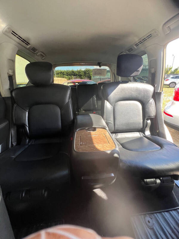 2017 Infiniti QX80 Signature Edition