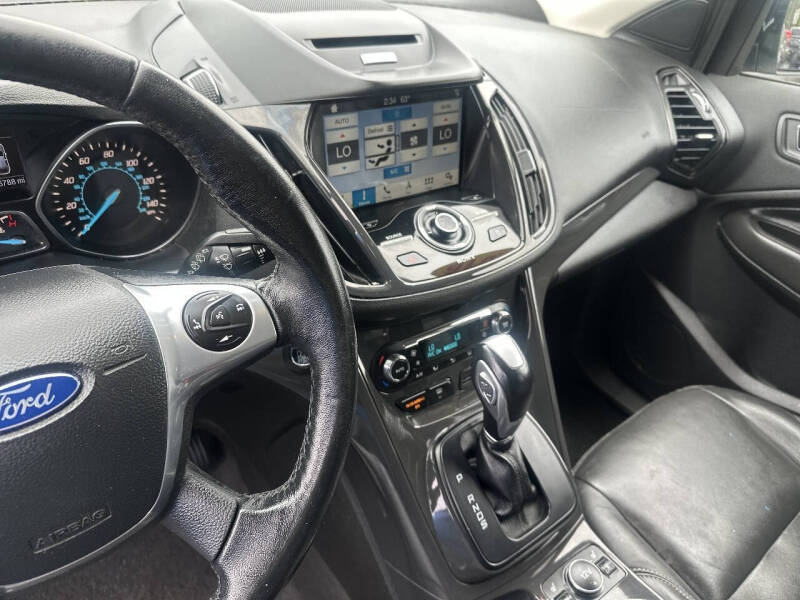 2016 Ford Escape Titanium