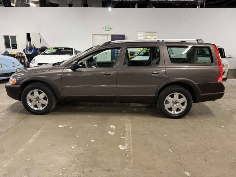 2005 Volvo XC70
