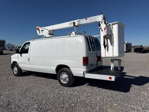 2011 Ford E-Series E-350 SD