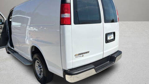 2024 Chevrolet Express 2500