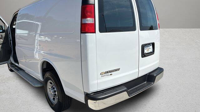 2024 Chevrolet Express 2500