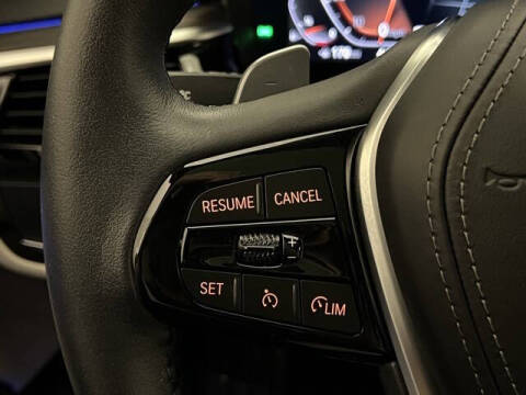 2022 BMW 5 Series 530i