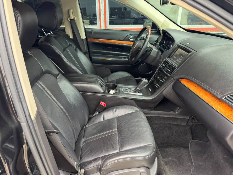 2014 Lincoln MKT Ecoboost