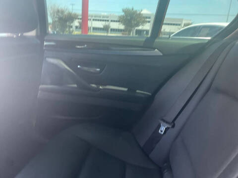 2016 BMW 5 Series 528i