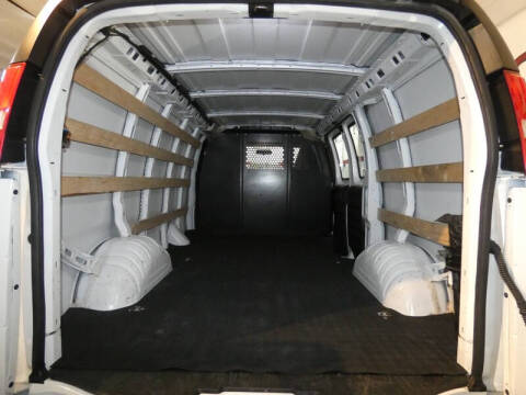 2023 Chevrolet Express 2500