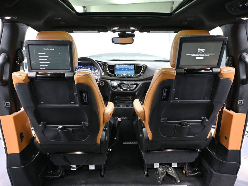 2022 Chrysler Pacifica Pinnacle