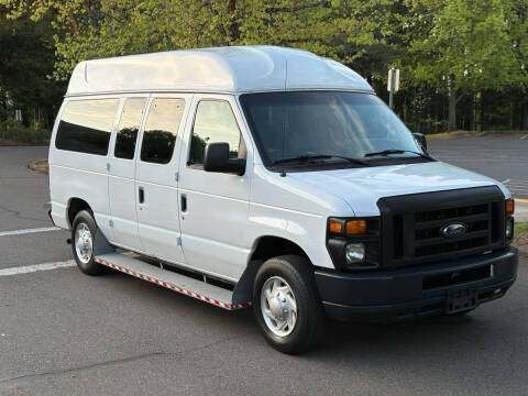 2011 Ford E-Series E-150