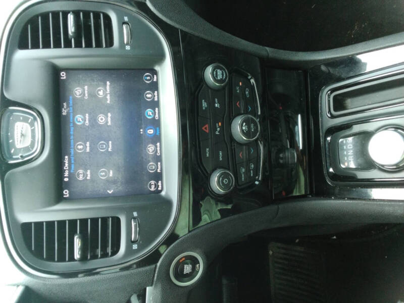 2019 Chrysler 300 S