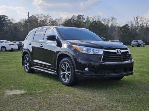 2016 Toyota Highlander for sale at Bratton Automotive Inc in Phenix City AL